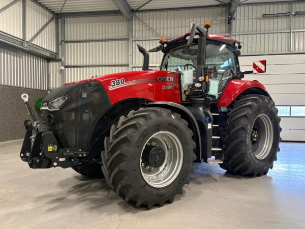 SOLD! 2023 Case IH Magnum 380 CVT