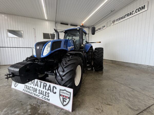 New Holland T8. 410
