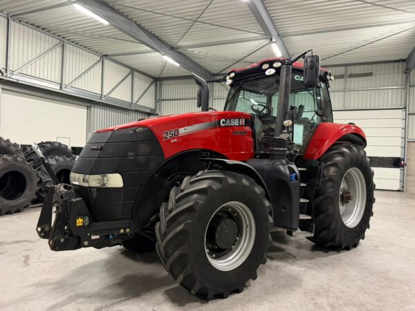 Case IH Magnum 250CVX